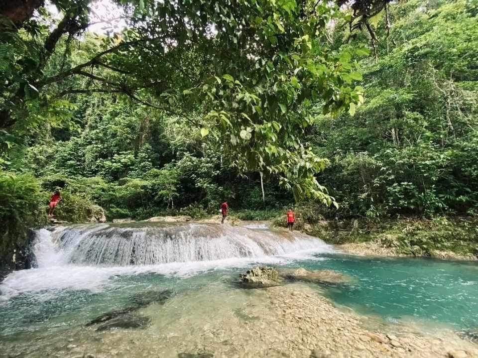 Kwaibala Cascade Nature Hike